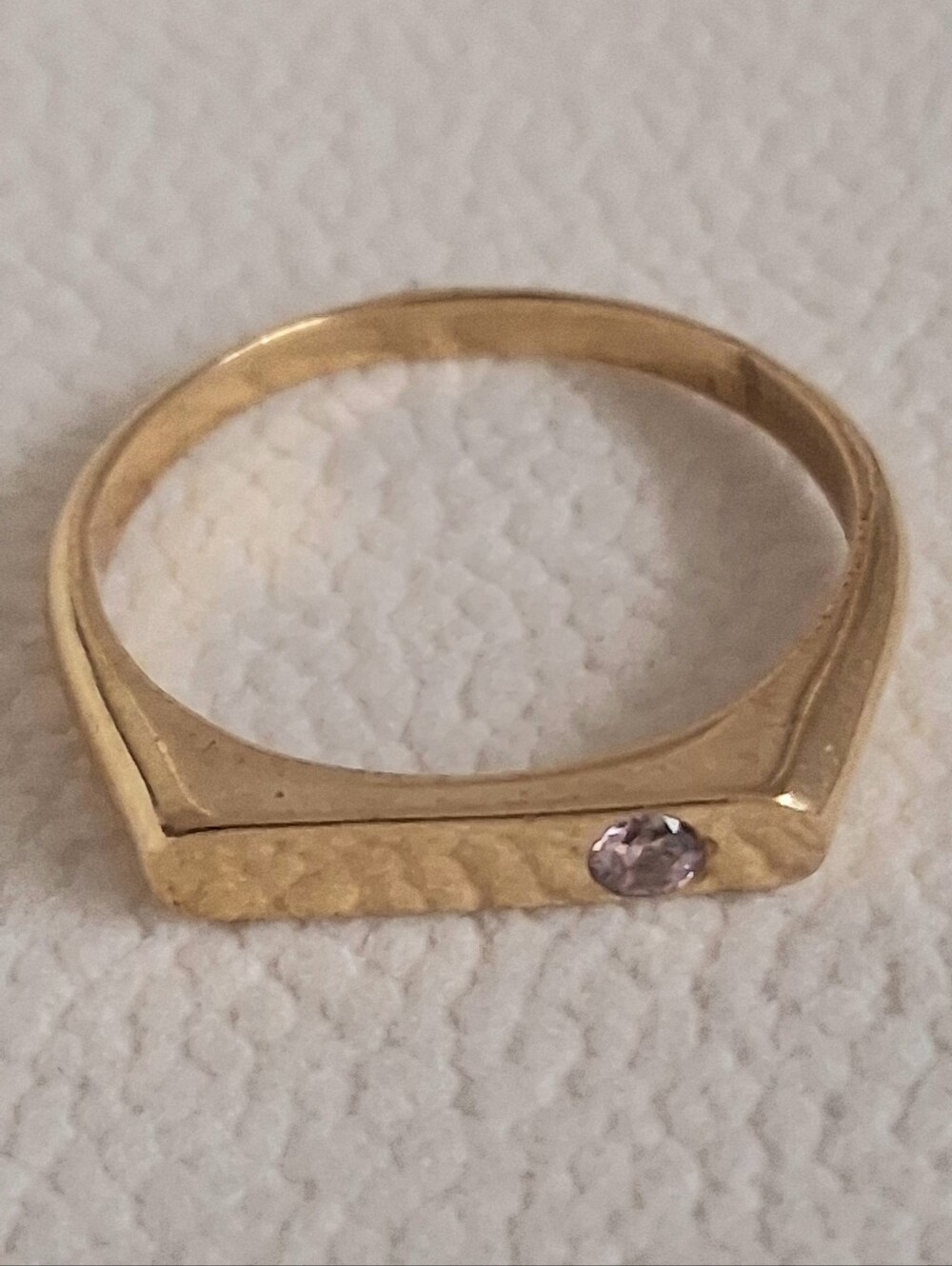 GOLD-TONE BAR TOP RING WITH ROSE QUARTZ STONE - Picture 4 of 7
